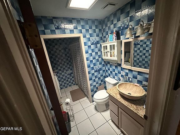 4th image of 504 Ural Way