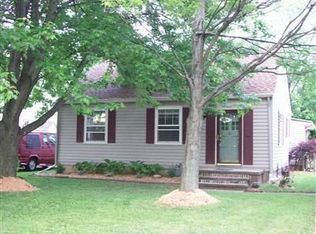 979 Gulf Rd, Elyria, OH 44035