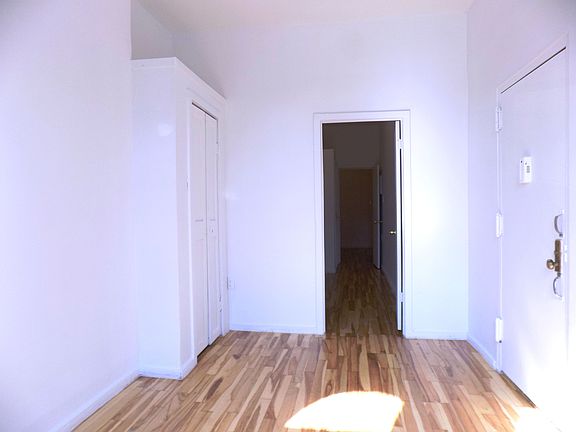 2nd image of 333 Vernon Ave APT 1L