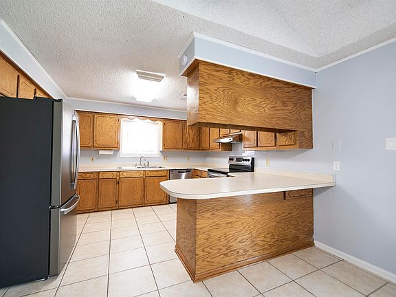 4th image of 317 Gaynell Dr