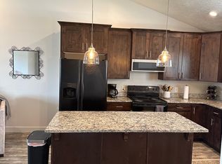 2217 W Bonniebrook Dr, Salt Lake City, UT 84129