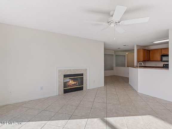 5th image of 100 IRONWOOD Drive #126