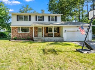 604 Sunny Ln, Ballston Spa, NY 12020