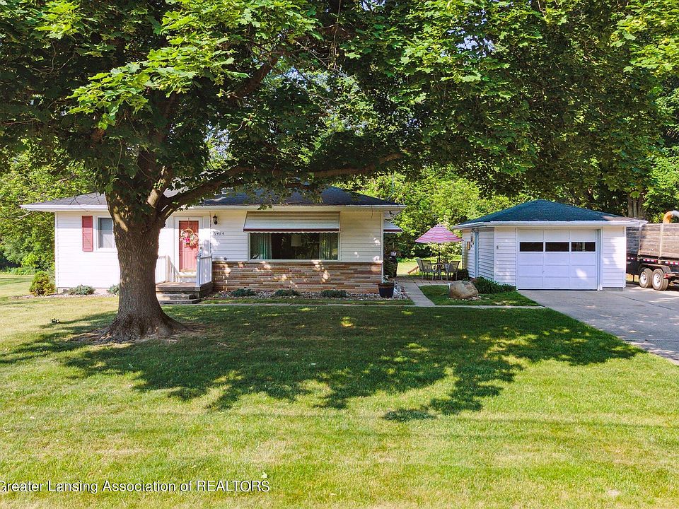 1st image of 11494 W River Dr