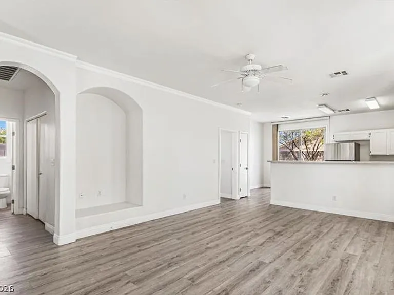 2520 Bottle Palm Ct — Photo 15