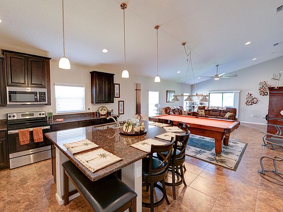 3rd image of 3855 Harvest Cir