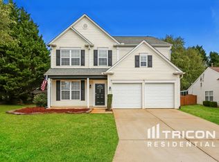 332 Karsten Creek Dr, Simpsonville, SC 29681