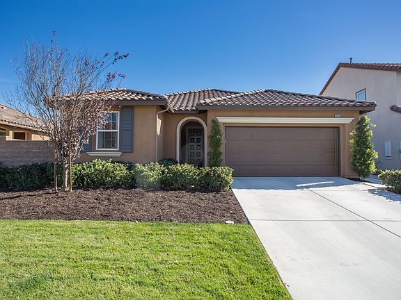 3rd image of 35458 Evening Glow Dr