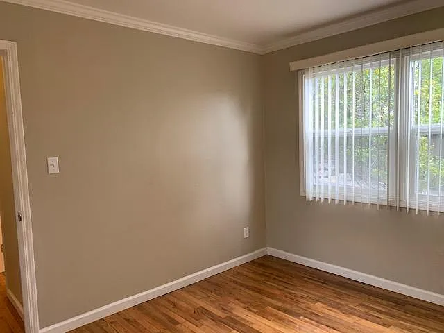 291 Pitt Ave — Photo 11