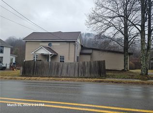 233 Main St, Bruin, PA 16022