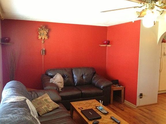 2nd image of 313 Gramercy Dr