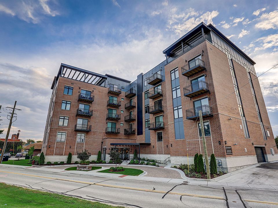 HIGHPOINT Highwood Station 440 440 Green Bay Rd Highwood IL Zillow