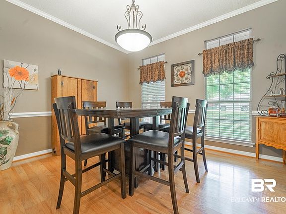 5th image of 7580 Meadows Dr S