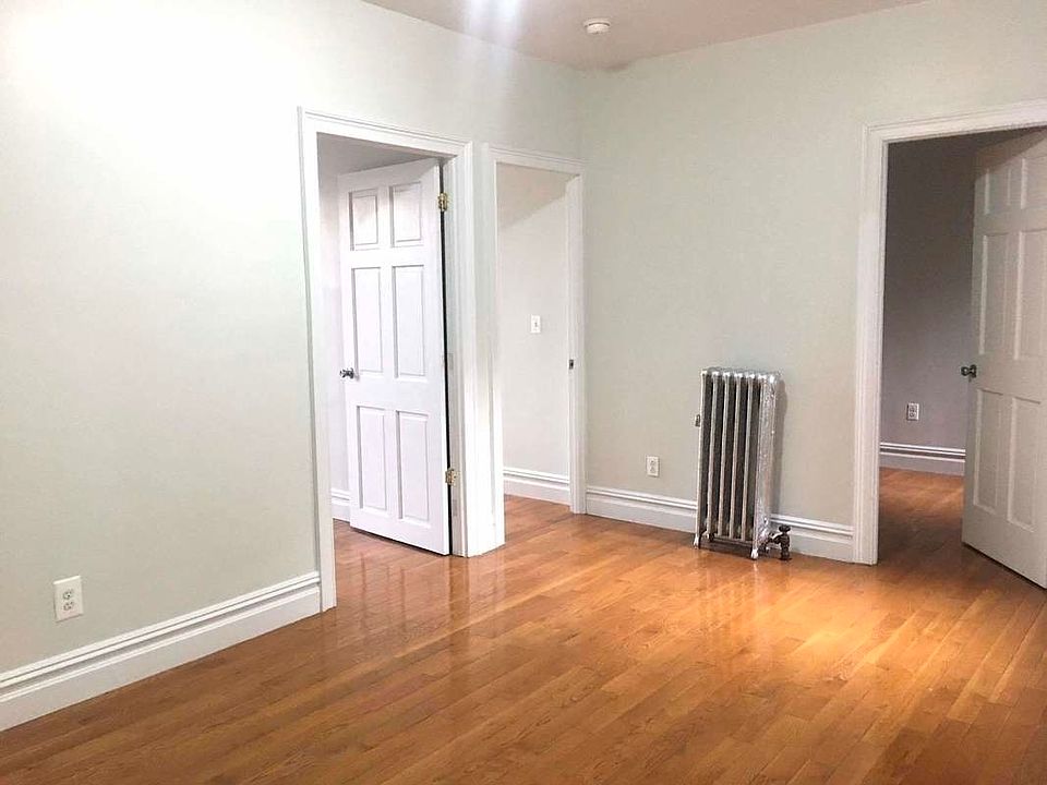1st image of 19 E 128th St APT 18