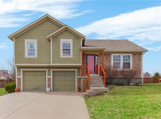 16730 Pratt St, Gardner, KS 66030