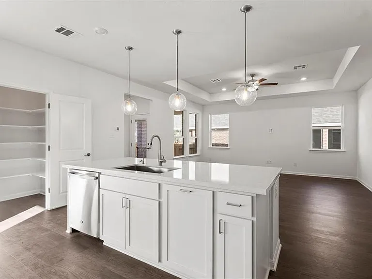 133 Green Knoll Ln — Photo 10