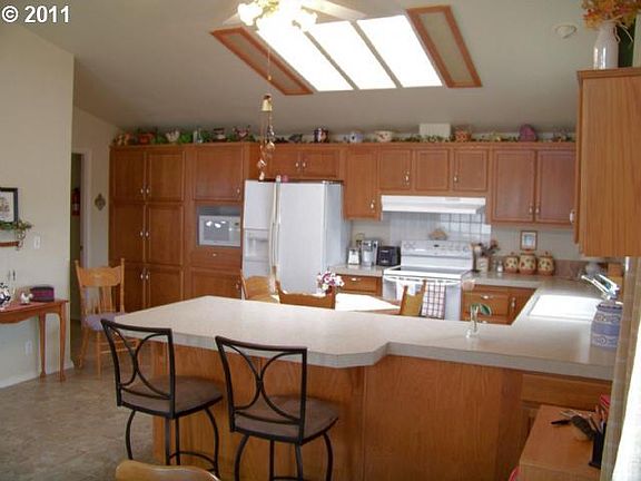 5th image of 16500 SE 1st St Unit 43
