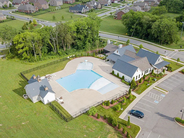 253 Gulfstream Dr — Photo 36
