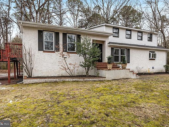 2nd image of 225 Tuckerton Rd