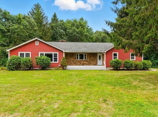 24 Walnut Rd, Hampden, MA 01036