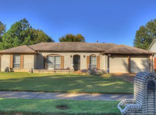 4961 Darlington Dr, Memphis, TN 38118