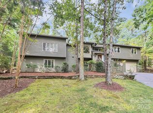 16 Woodvine Ln, Lake Wylie, SC 29710