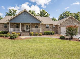 572 Colby Cir, Crossville, TN 38571