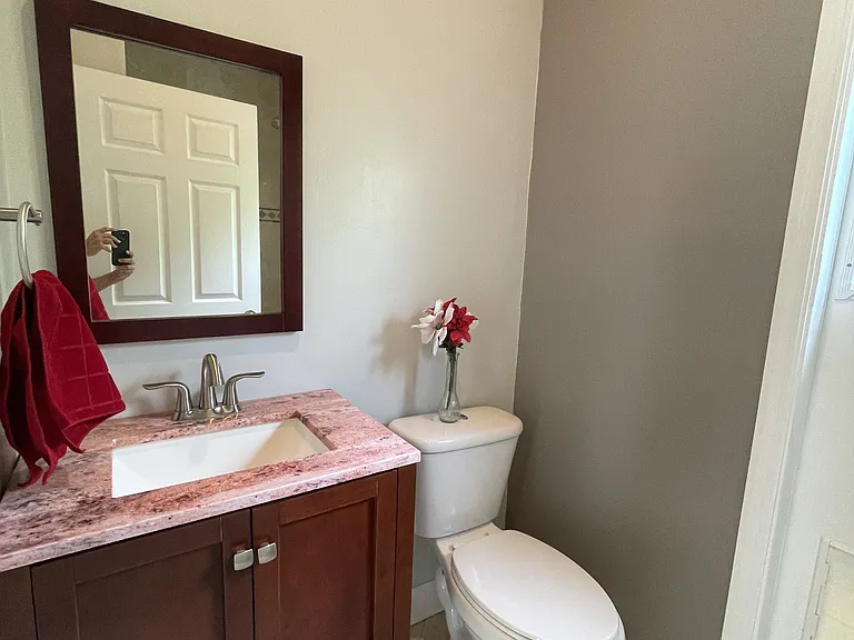 12738 Maypan Dr — Photo 13