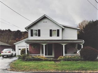 24 High St, Nicholson, PA 18446