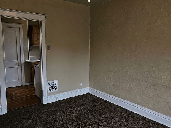 5th image of 2118-2120 Cleveland Pl