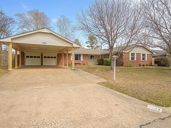 2nd image of 2501 Brentwood Dr