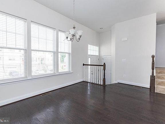 5th image of 107 Haverford Ct