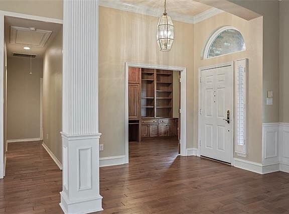 3rd image of 3021 Great Southwest Dr