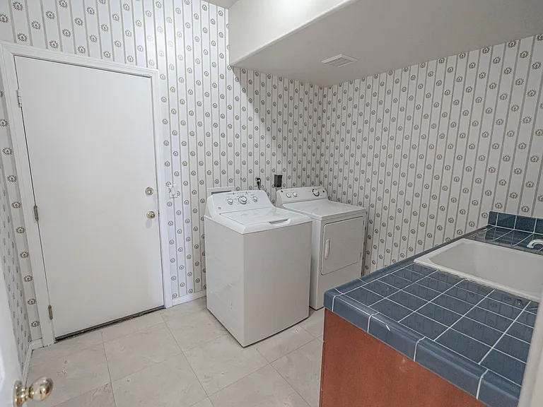 41032 Woodshire Dr — Photo 14
