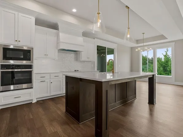 24625 W 126th Ter, Olathe, KS 66061
