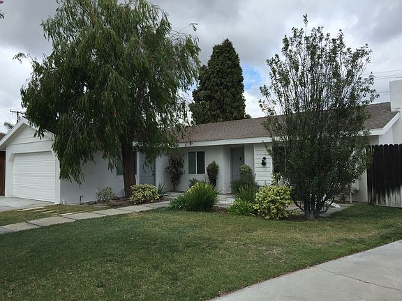 3rd image of 6601 Vanguard Ave