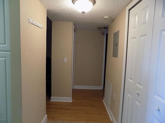 4th image of 1800 Park Ave APT 113