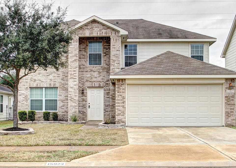 1st image of 15927 Kings Cypress Ln