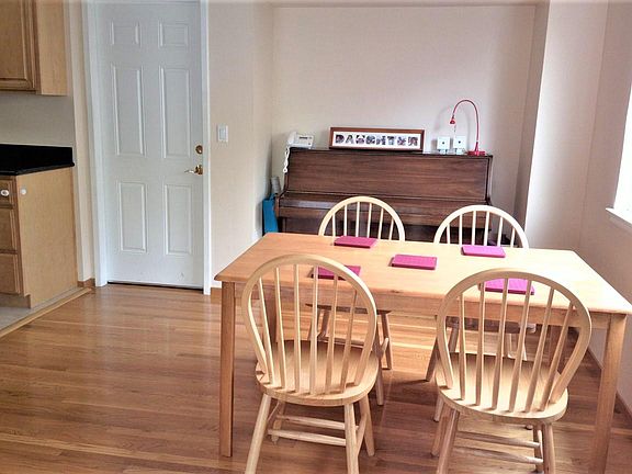 4th image of 1414 Heckman Way