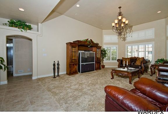3rd image of 1670 Chandler Dr