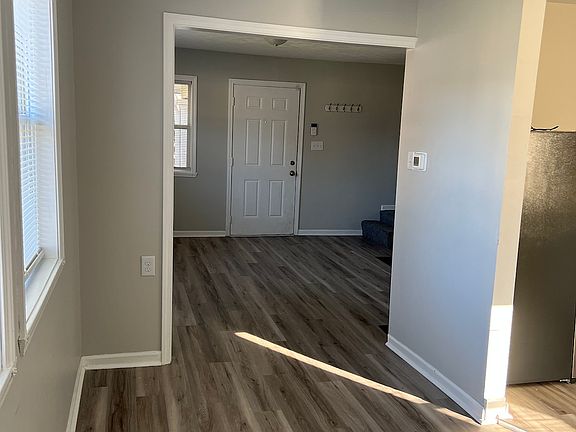 4th image of 3745 E Market St #39