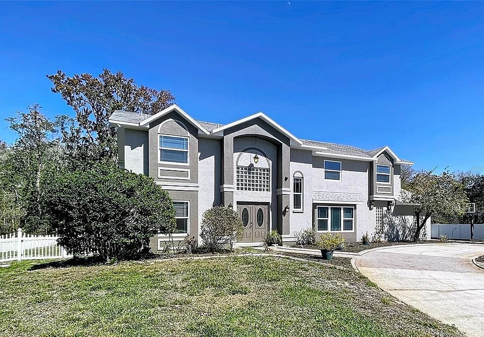 1st image of 10655 Lakeview Dr