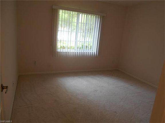 5th image of 7933 Leicester Dr