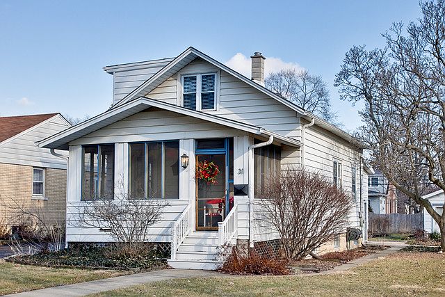 1st image of 31 N Wilmette Ave