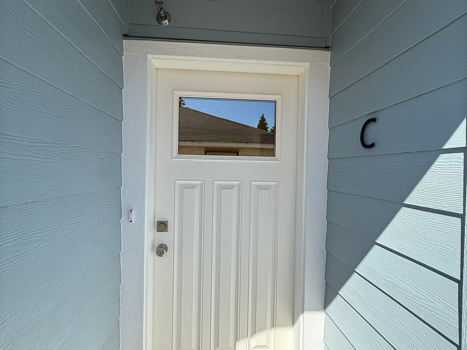 2 bed, 2.5 bath, 1450 sqft, $2,195 — Photo 2