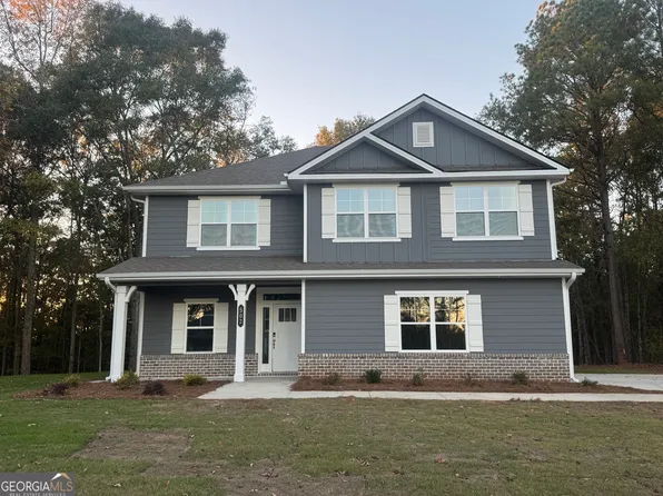 502 Walnut Creek Pkwy, Pendergrass, GA 30567