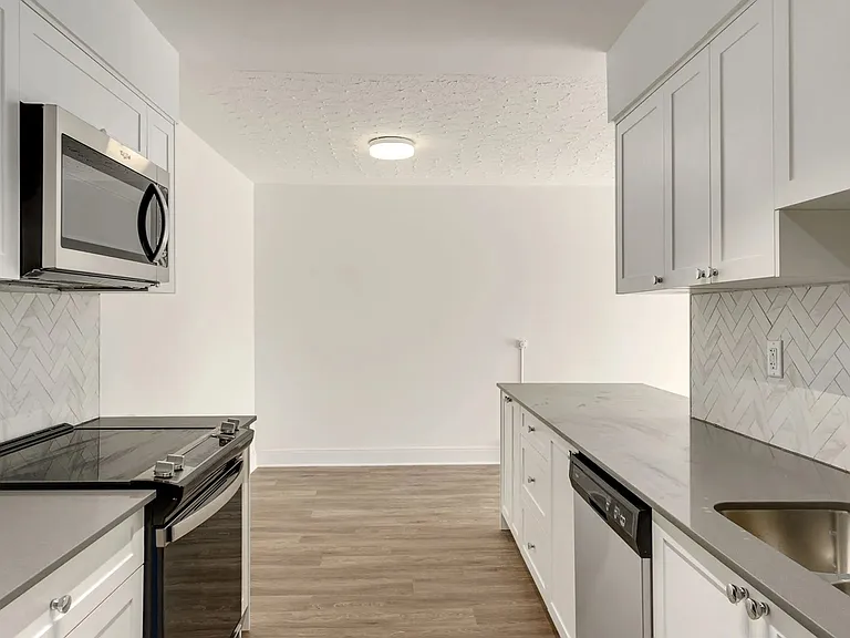 1701 Cedar Hill Cross Rd — Photo 11
