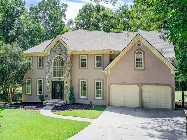 306 Mosswood Ct, Woodstock, GA 30189