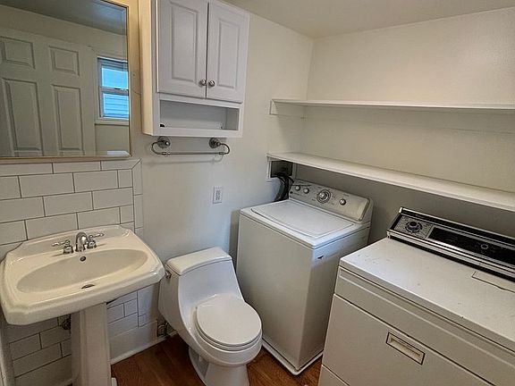 4th image of 426 Zimpfer St #428