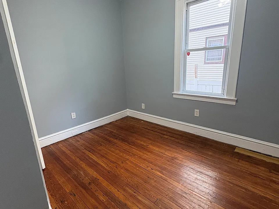 394 Myrtle Ave #1